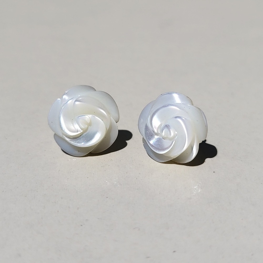 Elegant White Mother-of-Pearl Rose Stud Earrings